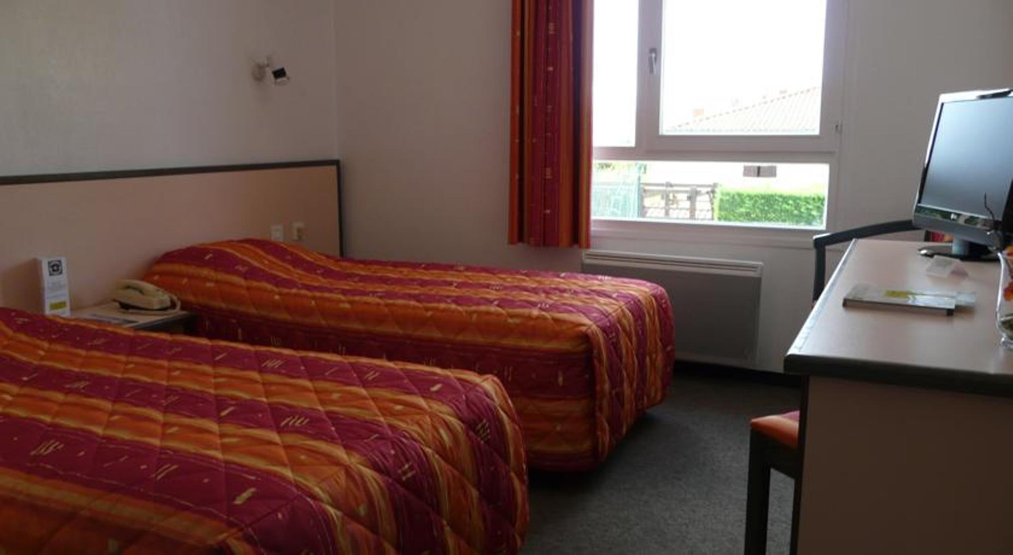 Hotel Le Chatard Sarcey Extérieur photo