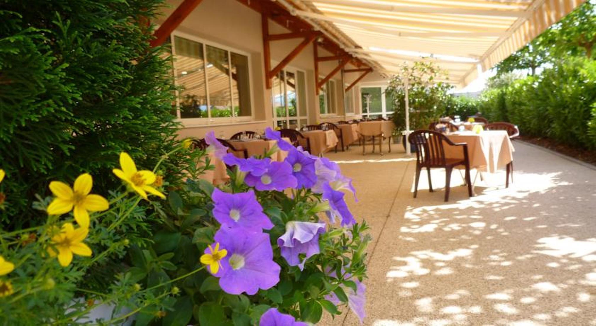 Hotel Le Chatard Sarcey Extérieur photo